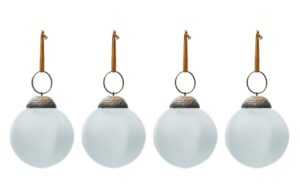 Set čtyř bílých skleněných vánočních ozdob Kave Home Talve 6 cm